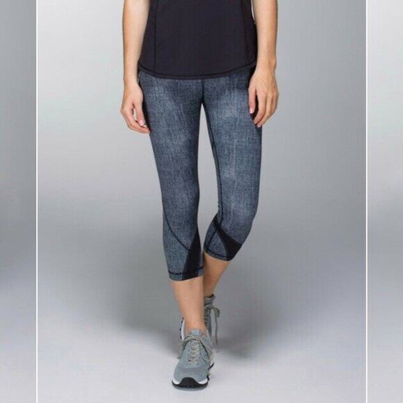 Lululemon Run Inspire Crop II Luxtreme Burlap Texture Black Dune Size 4 Leggings - Picture 1 of 12